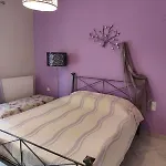 Aristotelis Apartament *